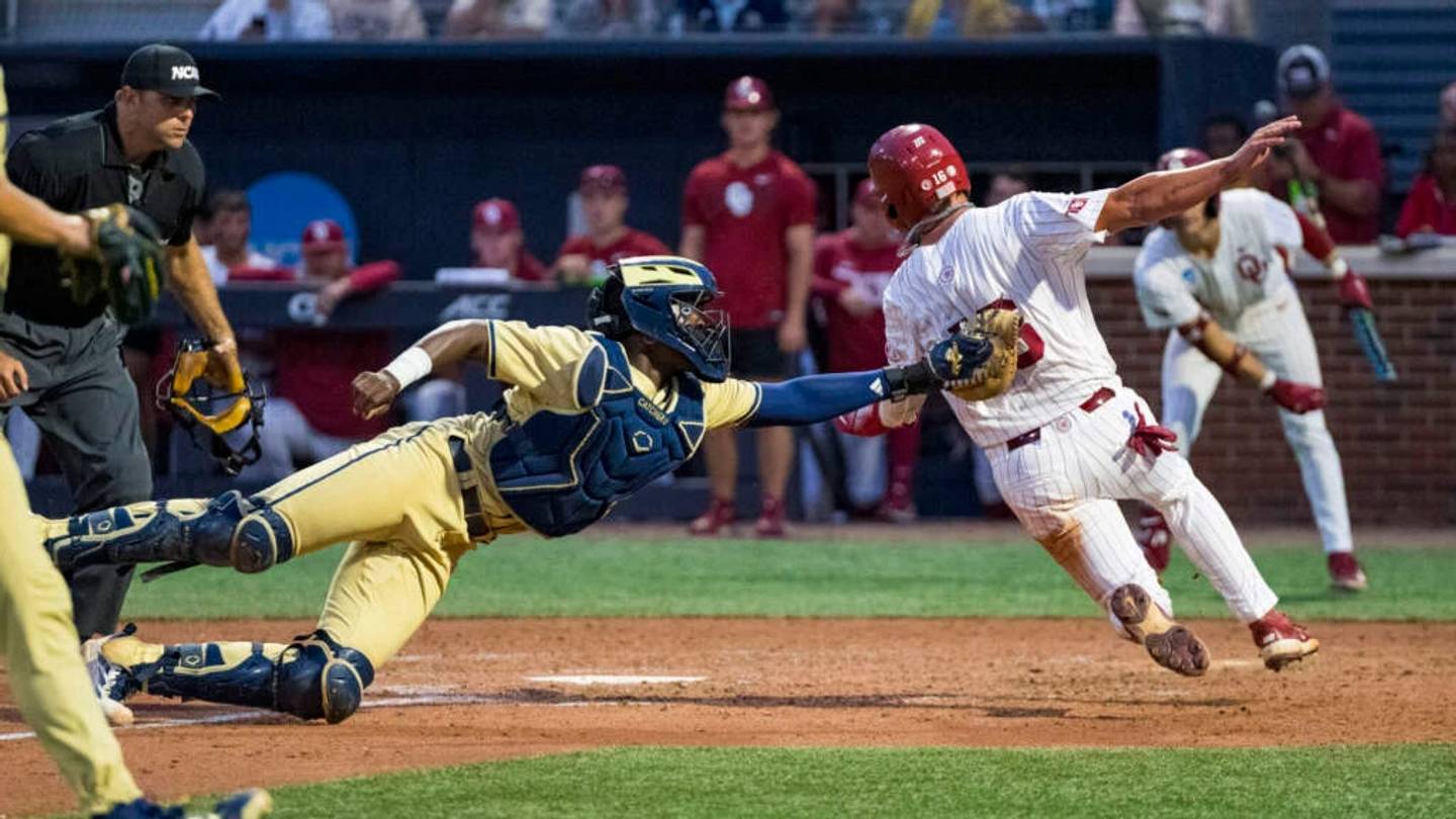 LIVE Updates - Georgia Tech Yellow Jackets vs Oklahoma Sooners, Atlanta Regional Title Score