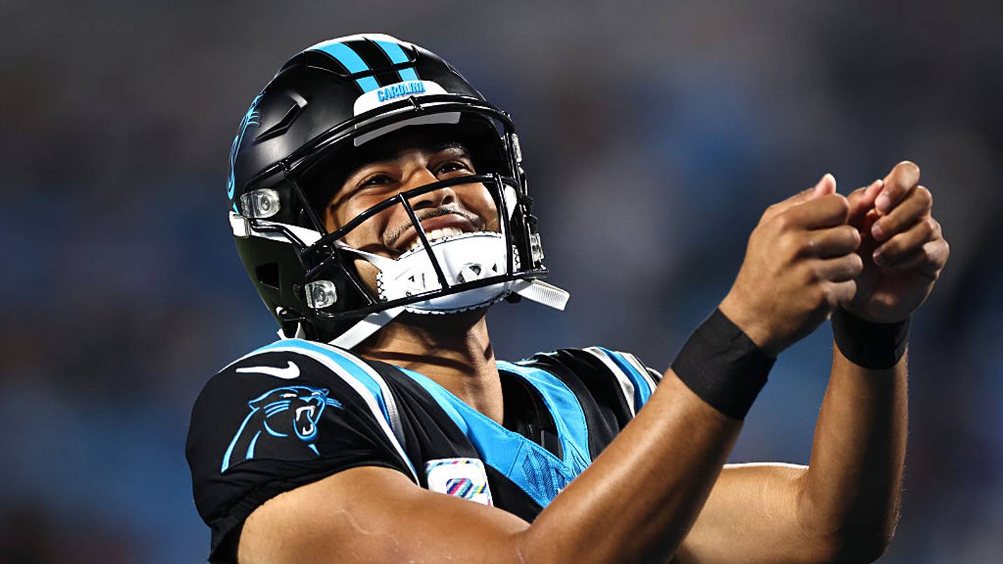 Panthers sorprenden a los Lions y celebran su regreso al Sunday Night Football