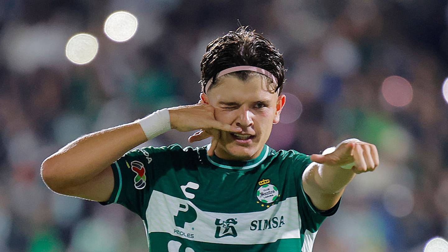 Santos' Fifth Win