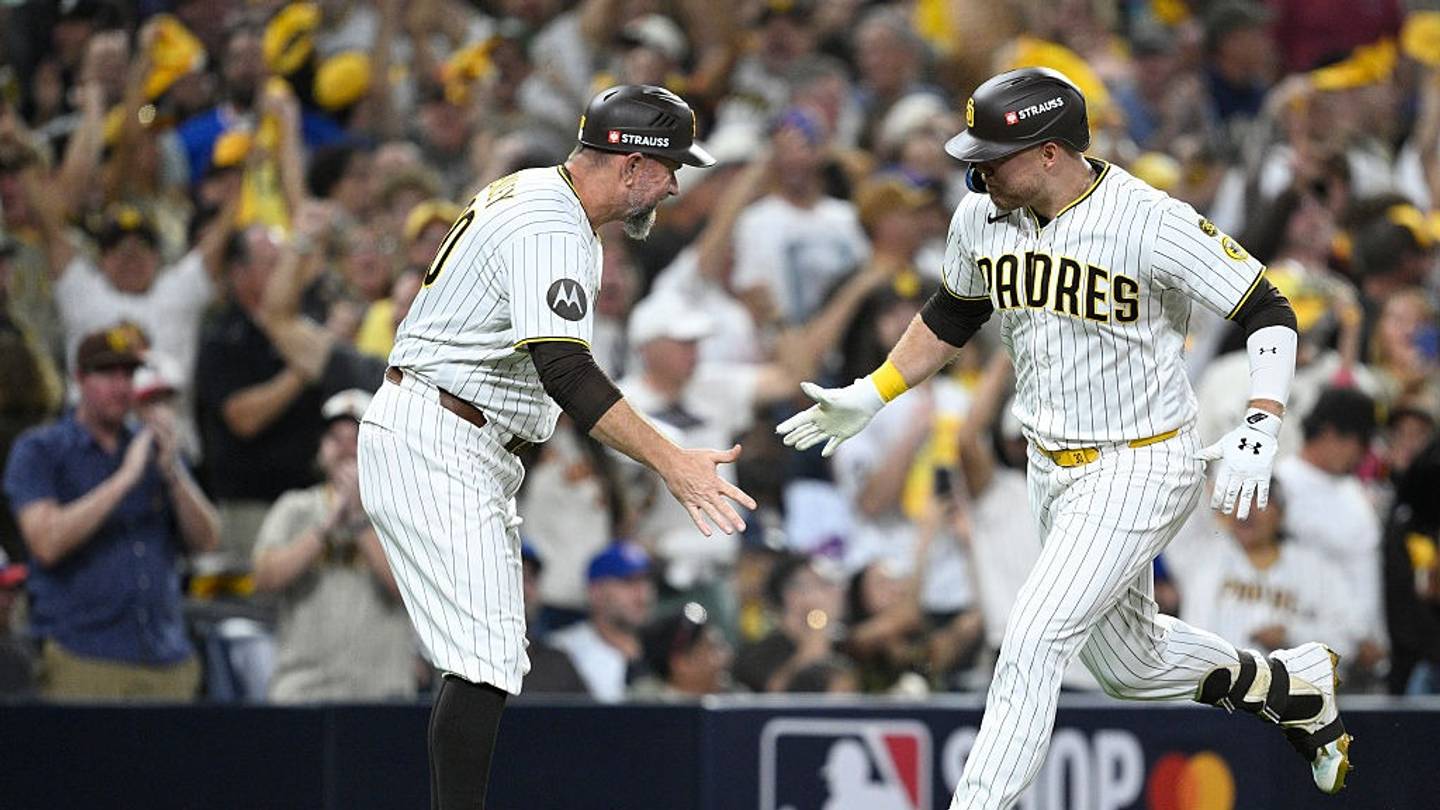 Padres barren a Cubs y avanzan a la Serie Divisional de la Liga Nacional