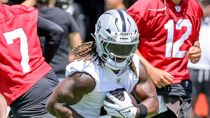 Will Raiders rookie Ashton Jeanty shine in Year 1? Will Raiders rookie Ashton Jeanty shine in Year 1?