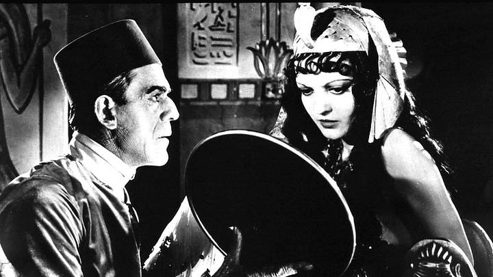Boris Karloff and Zita Johann in 'The Mummy' (1932). Boris Karloff and Zita Johann in 'The Mummy' (1932).