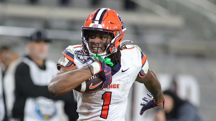 SAN DIEGO, CA - DECEMBER 27: Syracuse Orange running back LeQuint Allen (1) runs for a touchdown during the Syracuse Orange game versus the Washington State Cougars in the Holiday Bowl on December 27, 2024, at Snapdragon Stadium in San Diego, CA.