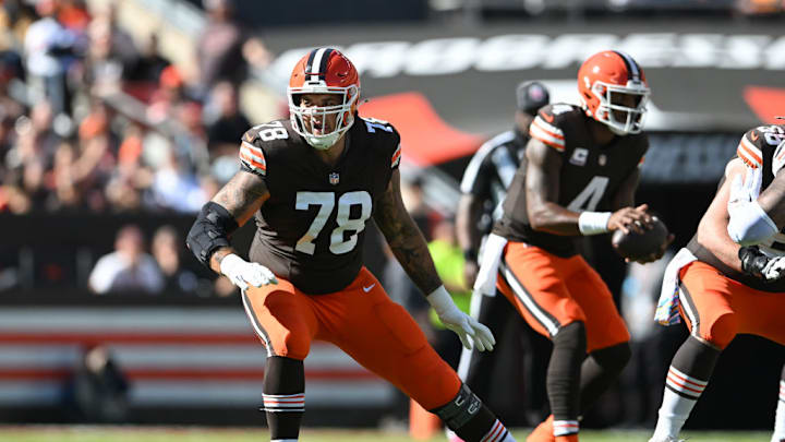 CLEVELAND, OHIO - OCTOBER 20: Jack Conklin #78 of the Cleveland Browns in action during the first quarter against the Cincinnati Bengals at Huntington Bank Field on October 20, 2024 in Cleveland, Ohio.