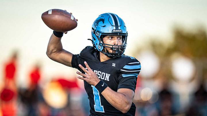 Carson High's Chris Fields is the leader for the No.1 ranked team in the City Section Carson High's Chris Fields is the leader for the No.1 ranked team in the City Section