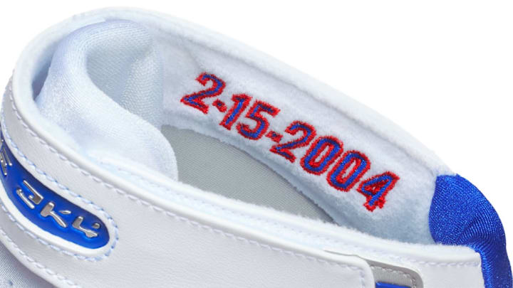 Details on the Nike Air Zoom Huarache 2K4 "All-Star" colorway.