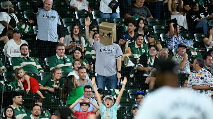 The White Sox sealed the worst record in MLB history on Friday night, dropping game No. 121 of the season to the Detroit Tigers.