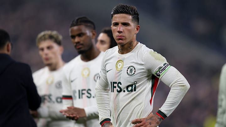 切尔西和斯特拉斯堡球迷联手发起史无前例的抗议活动，反对共同所有权