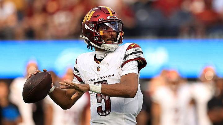 Jayden Daniels ha tenido un buen desempeño con los Washington Commanders tras su regreso por lesión. Jayden Daniels ha tenido un buen desempeño con los Washington Commanders tras su regreso por lesión.