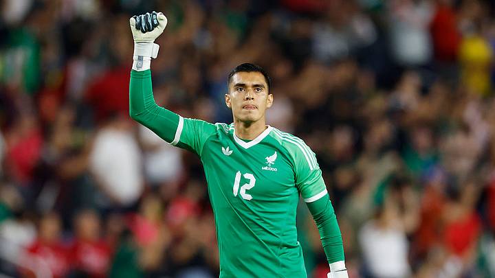 Raúl "Tala" Rangel, portero de las Chivas y la selección mexicana Raúl "Tala" Rangel, portero de las Chivas y la selección mexicana