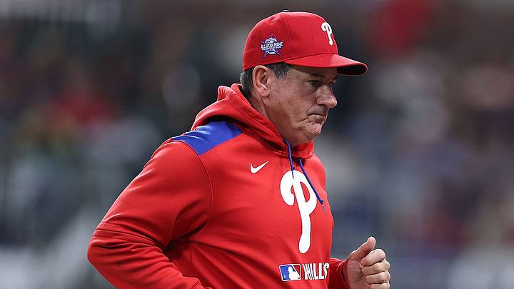 Rob Thomson dejó de ser mánager de los Phillies. Rob Thomson dejó de ser mánager de los Phillies.