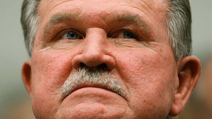 Mike Ditka, legendario coach de los Chicago Bears. Mike Ditka, legendario coach de los Chicago Bears.
