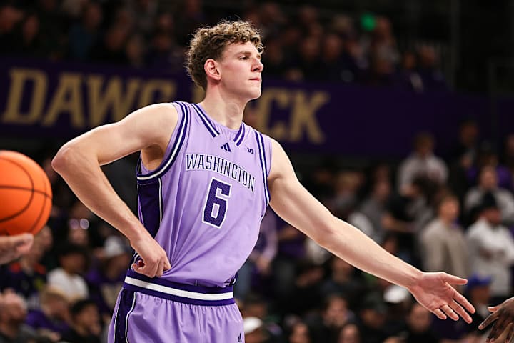 COLLEGE BASKETBALL: DEC 29 Utah at Washington