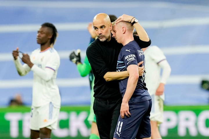 เป๊ป กวาร์ดิโอลา ปลอบใจ โอเลกซานดร์ ซินเชนโก้ หลังการเผชิญหน้าของแมนเชสเตอร์ ซิตี้ กับ เรอัล มาดริด