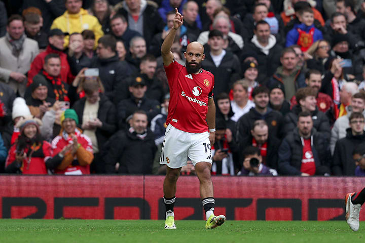 Bryan Mbeumo celebrates his goal for Man Utd