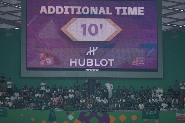 การขยายทดเวลาบาดเจ็บอย่างมากในฟุตบอลโลก 2022 ไม่สามารถแก้ไขปัญหาได้อย่างสมบูรณ์