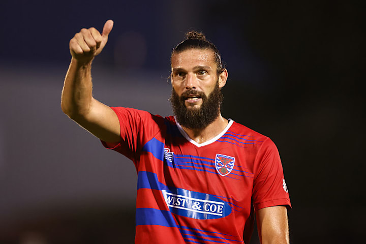 แอนดี้ แคร์รอลล์