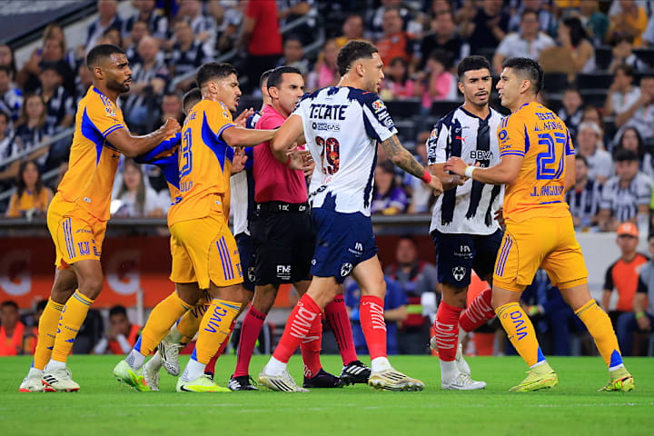 Tigres versus Monterrey