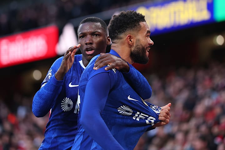 Moisés Caicedo, Reece James Moisés Caicedo, Reece James