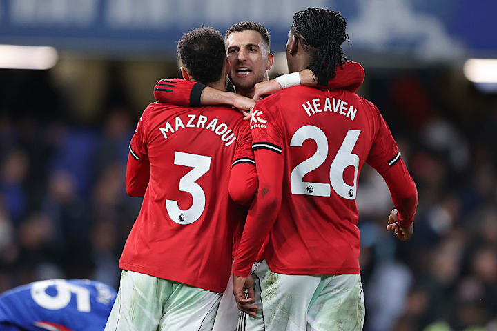 แนวรับแมนยูไนเต็ดฉลองชัย