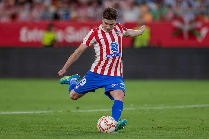 胡利安·阿尔瓦雷斯