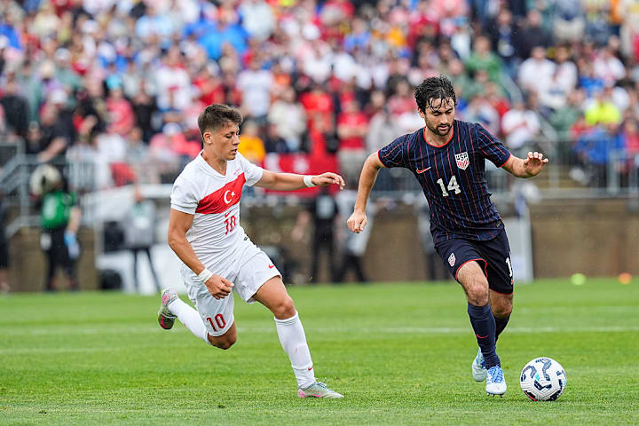 อาร์ดา กูเลอร์, ลูก้า เดอ ลา ตอร์เร