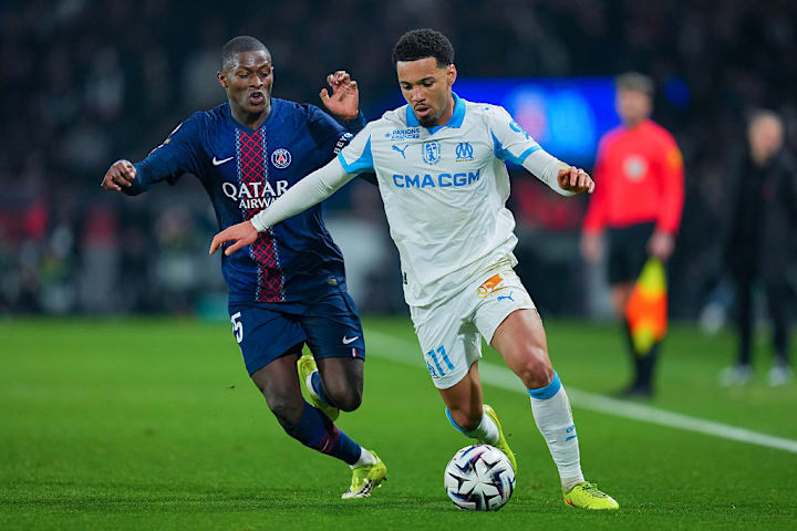 อีธาน นวาเนรี vs. PSG