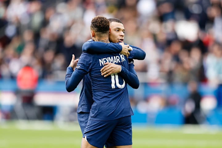 กีลียัน เอ็มบัปเป และ เนย์มาร์