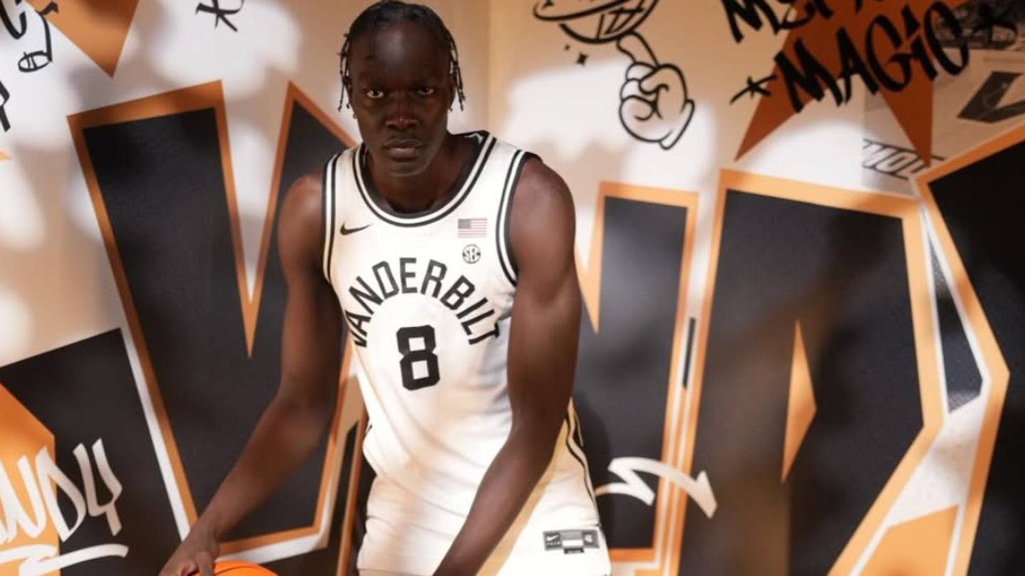 Exclusive: Bangot Dak Has Big Goals For Vanderbilt Basketball Career