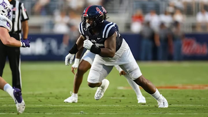 Former Ole Miss DT Akelo Stone 