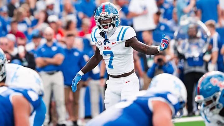 Ole Miss safety Travaris Banks