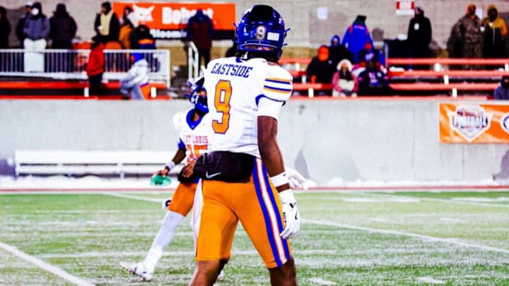 2027 defensive back Jabarri Lofton