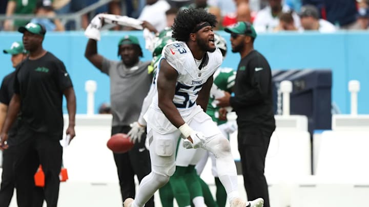 Ernest Jones celebrates during the Tennessee Titans' game against the New York Jets.