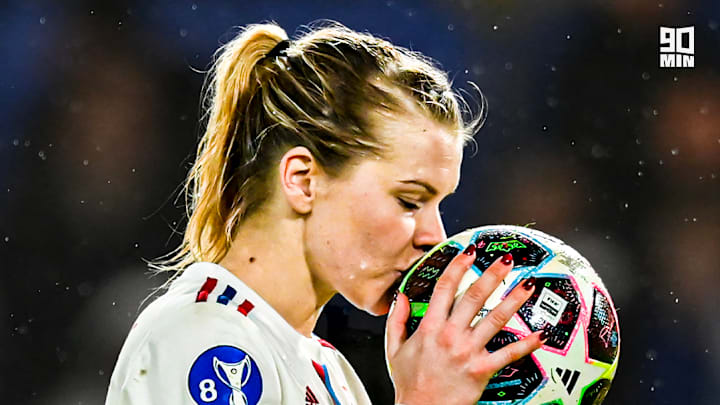 Ada Hegerberg, rayonnante face au PSG.