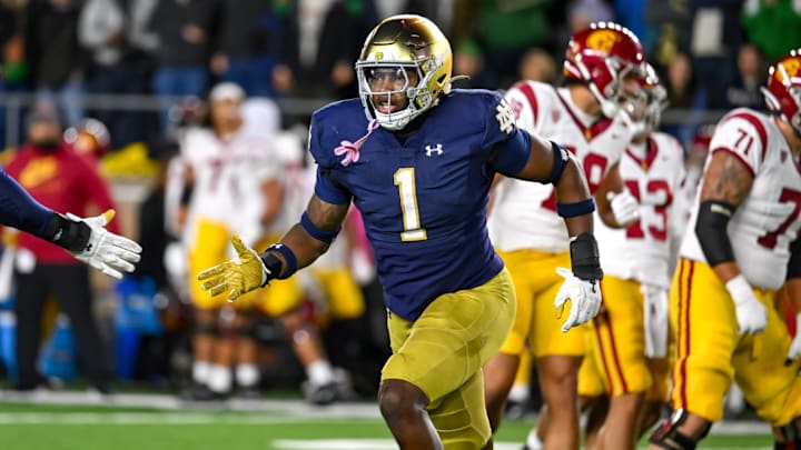 Notre Dame defensive end Javontae Jean-Baptiste