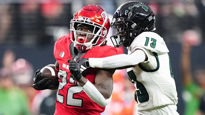 Virginia Tech Football: Hokies land Hawaii cornerback Caleb Brown through the transfer portal.