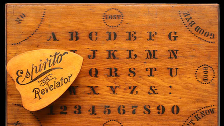 W.S. Reed Toy’s Espirito board.