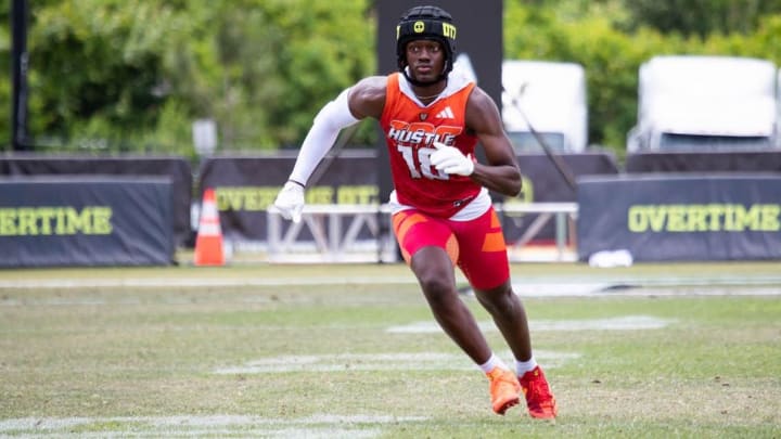 2025 wide receiver Sam Turner