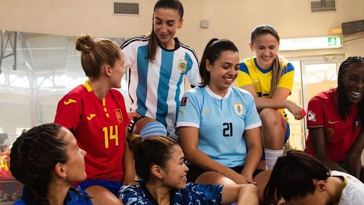Jugadoras de FUTSAL reunidas en España