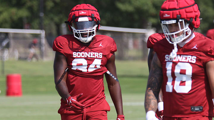 Former Oklahoma TE Davon Mitchell