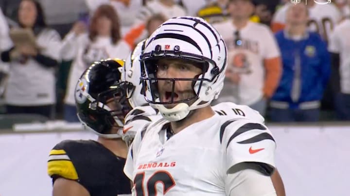 Joe Flacco couldn’t believe Ja’Marr Chase dropped a pass. 