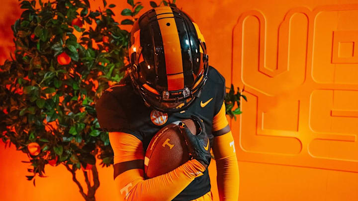 Tennessee Vols 3-Star Safety Jowell Combay 