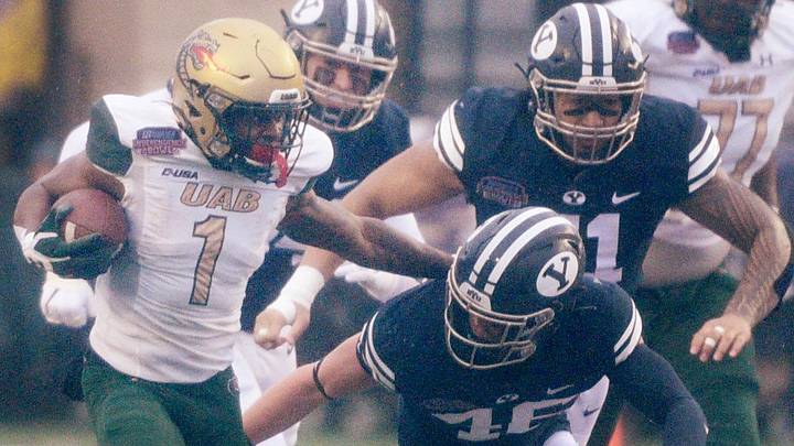 UAB's Jermaine Brown, Jr. runs to score a touchdown during the Radiance Technologies Independence Bowl December 18, 2021. UAB's Jermaine Brown, Jr. runs to score a touchdown during the Radiance Technologies Independence Bowl December 18, 2021.