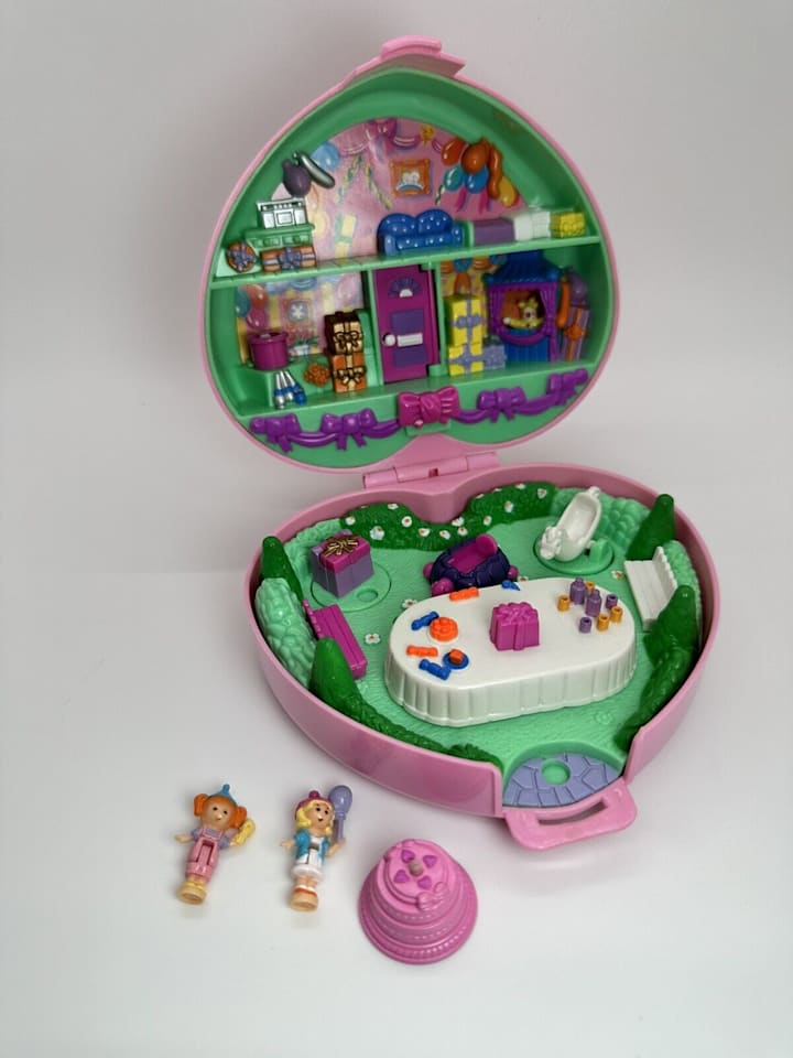 7 of the Most Valuable Polly Pocket Toys From the 90s and Beyond