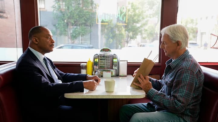 “Great Wide Open” – Gibbs and McGee head to Alaska while the team works at home to uncover the conspiracy behind the serial killer, on the CBS Original series NCIS, Monday, Oct. 11 (9:00-10:00 PM, ET/PT) on the CBS Television Network and available to stream live and on demand on Paramount+. Pictured: Rocky Carroll as NCIS Director Leon Vance, Mark Harmon as NCIS Special Agent Leroy Jethro Gibbs. Photo: Cliff Lipson/CBS ©2021 CBS Broadcasting, Inc. All Rights Reserved.