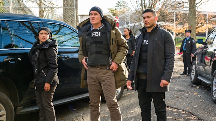 ÒIncendiaryÓ Ð The team hunts for a young man who is using napalm-style bombs to attack his targets. Also, with Tali away, Jess and Sarah begin to adjust to their empty nest, on the CBS Original series FBI: MOST WANTED, Tuesday, Jan. 4 (10:00-11:00 PM, ET/PT) on the CBS Television Network, and available to stream live and on demand on Paramount+*.
Pictured (L-R) Keisha Castle-Hughes as Special Agent Hana Gibson, Julian McMahon as Supervisory Special Agent Jess LaCroix, Roxy Sternberg as Special