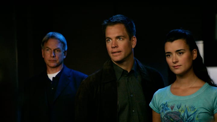 "Ex-File"--The NCIS team (Mark Harmon, Michael Weatherly, center, and Cote de Pablo) investigates the murder of a Marine Captain who had access to highly classified information, on NCIS, Tuesday, Oct. 9 (8:00-9:00 PM, ET/PT) on the CBS Television Network.Photo: Cliff Lipson/CBS ©2007 CBS Broadcasting Inc. All Rights Reserved. "Ex-File"--The NCIS team (Mark Harmon, Michael Weatherly, center, and Cote de Pablo) investigates the murder of a Marine Captain who had access to highly classified information, on NCIS, Tuesday, Oct. 9 (8:00-9:00 PM, ET/PT) on the CBS Television Network.Photo: Cliff Lipson/CBS ©2007 CBS Broadcasting Inc. All Rights Reserved.
