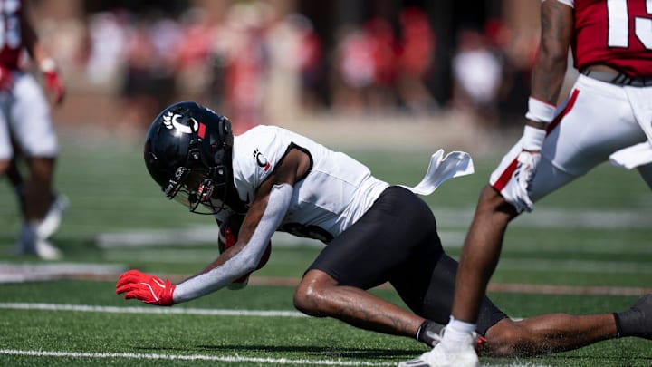Cincinnati Bearcats wide receiver Xzavier Henderson (8) makes a catch in the second quarter of the College Football game against the Miami Redhawks at Yager Stadium in Cincinnati on Saturday, Sept. 14, 2024.