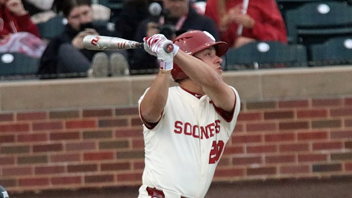 Oklahoma outfielder Trey Gambill