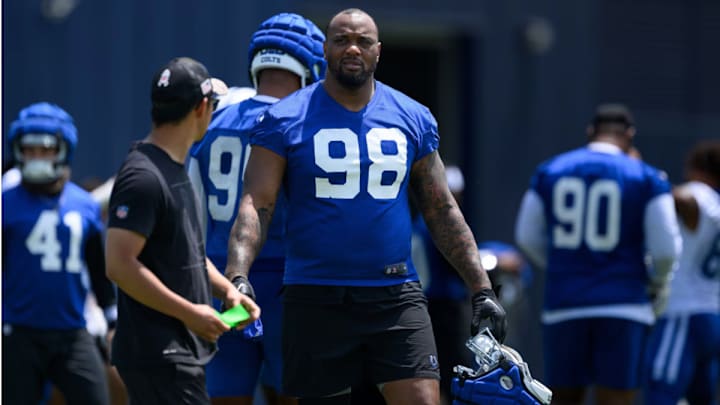 Raekwon Davis in a Colts practice.